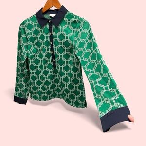 Cute / Ugly Christmas contest winner 🏆  green geometric print navy trim henley